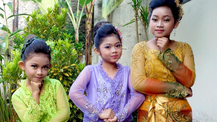 Jawa n senyum Jawa n senyum